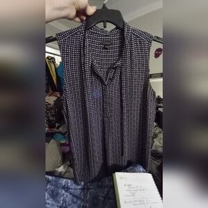 Ann Taylor Sleeveless, Small tie neck, navy blue and white polka dot blouse